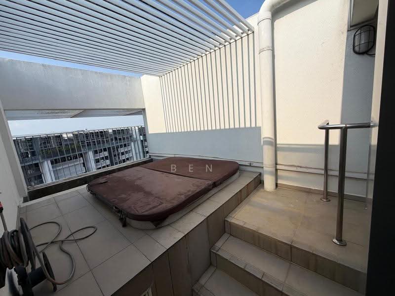 The Lakefront Residences, 42 Lakeside Drive, Boon Lay / Jurong / Tuas, 4 Bedrooms, 2,422 sqft, Condominium For Sale, by Ben Lim, 500257786 - Exterior - PropertyGuru.com.sg