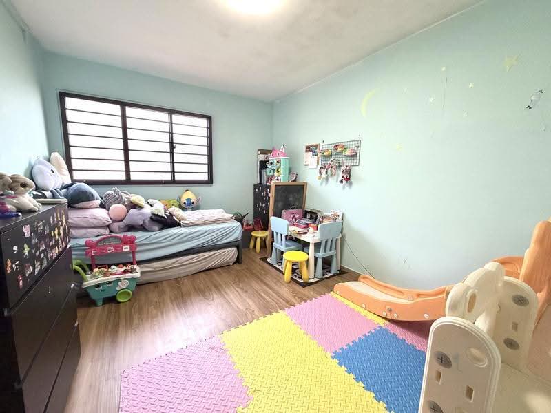 410 Bukit Batok West Avenue 4, 410 Bukit Batok West Avenue 4, Dairy Farm / Bukit Panjang / Choa Chu Kang, 3 Bedrooms, 1,012 sqft, HDB Flat For Sale, by Aiman Roza, 500257788 - PropertyGuru.com.sg
