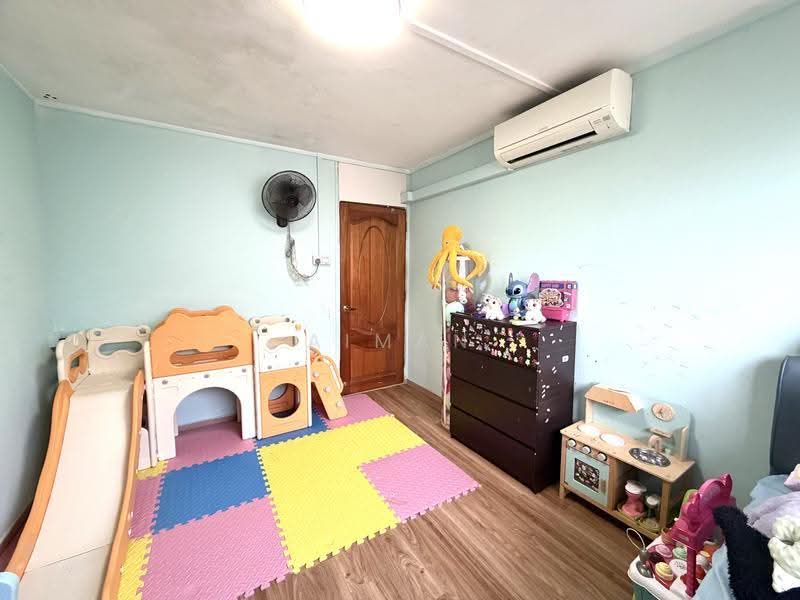 410 Bukit Batok West Avenue 4, 410 Bukit Batok West Avenue 4, Dairy Farm / Bukit Panjang / Choa Chu Kang, 3 Bedrooms, 1,012 sqft, HDB Flat For Sale, by Aiman Roza, 500257788 - PropertyGuru.com.sg