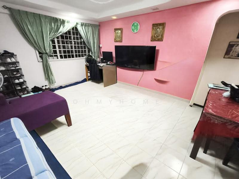 118 Bedok Reservoir Road, 118 Bedok Reservoir Road, Bedok / Upper East Coast, 3 Bedrooms, 979 sqft, HDB Flat For Sale, by JESLYN LIM, 500257800 - Living Room - PropertyGuru.com.sg