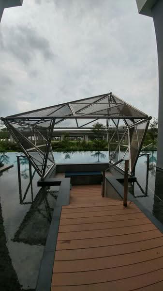J Gateway, 6 Gateway Drive, Boon Lay / Jurong / Tuas, 1 Bedroom, 527 sqft, Condominium For Rent, by Vivian Yang, 500257818 - Exterior - PropertyGuru.com.sg
