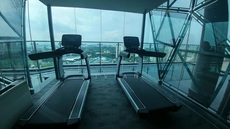 J Gateway, 6 Gateway Drive, Boon Lay / Jurong / Tuas, 1 Bedroom, 527 sqft, Condominium For Rent, by Vivian Yang, 500257818 - Gym - PropertyGuru.com.sg