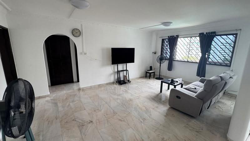 120 Pending Road, 120 Pending Road, Dairy Farm / Bukit Panjang / Choa Chu Kang, Room Rental, 100 sqft, HDB Flat For Rent, by Dennis Chua, 500257826 - Living Room - PropertyGuru.com.sg