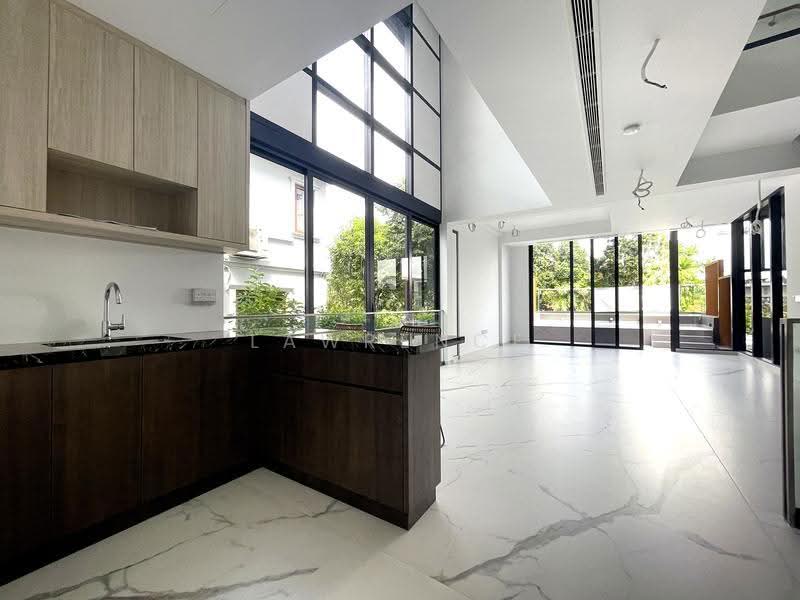Neram Road, Seletar / Yio Chu Kang, 5 Bedrooms, 5,640 sqft, Corner Terrace For Sale, by Lawrence Tay, 500257862 - Kitchen - PropertyGuru.com.sg