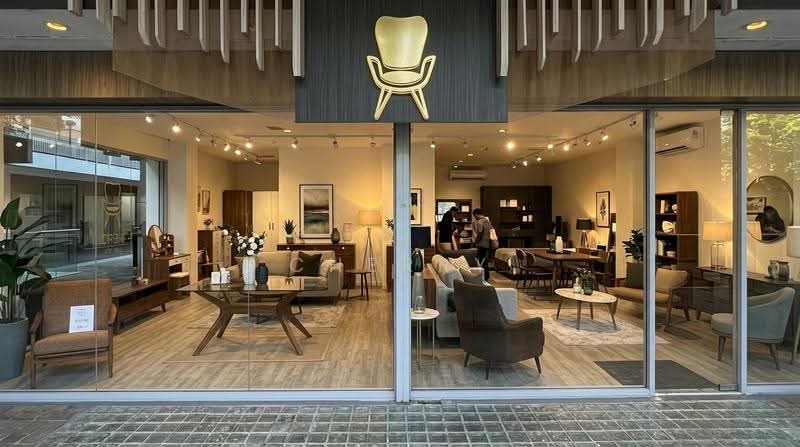 Ground Floor Gym / Retail / Furniture / Lifestyle Unit at Orchard, Orchard / River Valley, 6,000 sqft, Mall Shop For Rent, by Cherry Chin, 500257869 - Living Room - CommercialGuru.com.sg