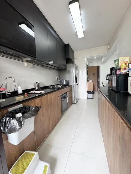 799A Woodlands Drive 60, 799A Woodlands Drive 60, Admiralty / Woodlands, 3 Bedrooms, 1,001 sqft, HDB Flat For Sale, by Rusydi Yusoff, 500257883 - Kitchen - PropertyGuru.com.sg