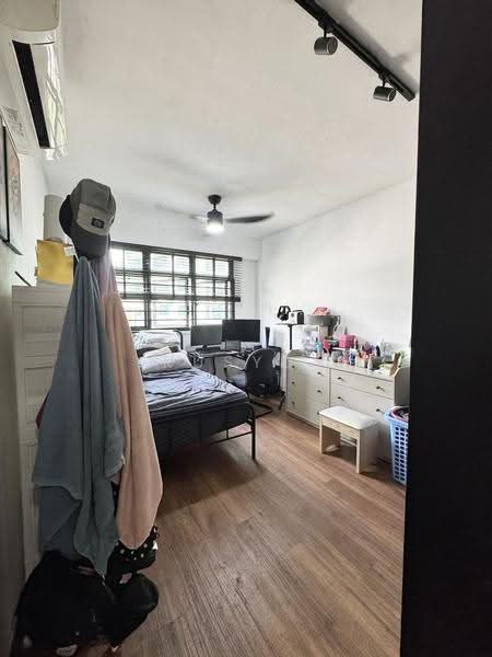 799A Woodlands Drive 60, 799A Woodlands Drive 60, Admiralty / Woodlands, 3 Bedrooms, 1,001 sqft, HDB Flat For Sale, by Rusydi Yusoff, 500257883 - Bedroom - PropertyGuru.com.sg