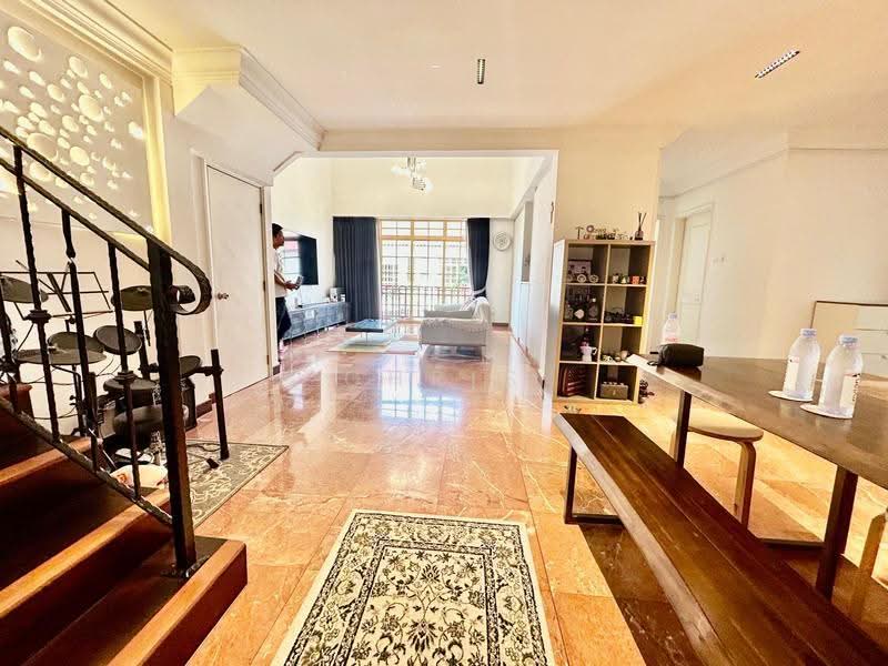 Villa Azura, 1 Cherry Avenue, Tanglin / Holland / Bukit Timah, 4 Bedrooms, 1,981 sqft, Condominium For Sale, by Chris Choo, 500257896 - Living Room - PropertyGuru.com.sg