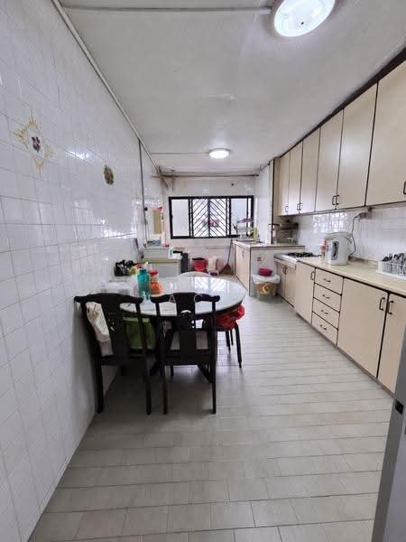 218 Jurong East Street 21, 218 Jurong East Street 21, Boon Lay / Jurong / Tuas, 3 Bedrooms, 980 sqft, HDB Flat For Sale, by Jacky Ng, 500257898 - Kitchen - PropertyGuru.com.sg