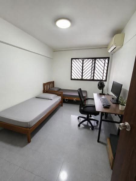 218 Jurong East Street 21, 218 Jurong East Street 21, Boon Lay / Jurong / Tuas, 3 Bedrooms, 980 sqft, HDB Flat For Sale, by Jacky Ng, 500257898 - Bedroom - PropertyGuru.com.sg