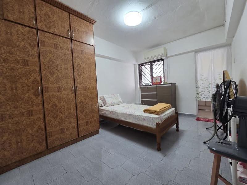 218 Jurong East Street 21, 218 Jurong East Street 21, Boon Lay / Jurong / Tuas, 3 Bedrooms, 980 sqft, HDB Flat For Sale, by Jacky Ng, 500257898 - Bedroom - PropertyGuru.com.sg