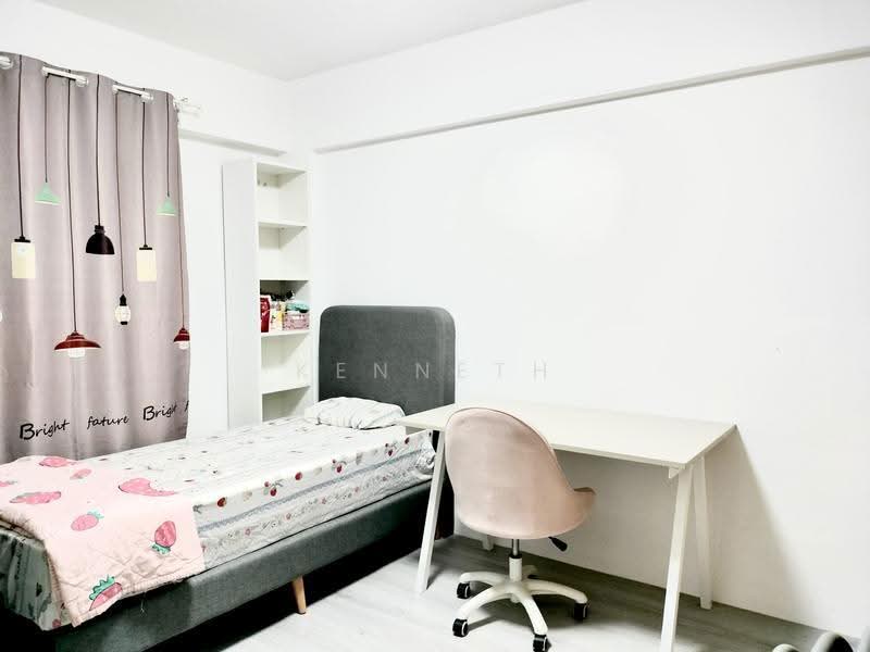 111 Aljunied Crescent, 111 Aljunied Crescent, Eunos / Geylang / Paya Lebar, 2 Bedrooms, 721 sqft, HDB Flat For Rent, by Kenneth Teiw Choon Lin, 500257900 - Bedroom - PropertyGuru.com.sg