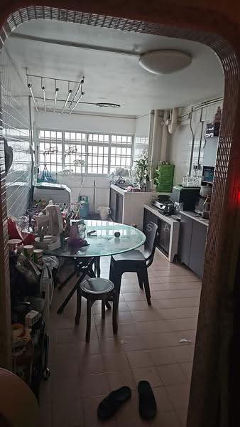 712 Bedok Reservoir Road, 712 Bedok Reservoir Road, Bedok / Upper East Coast, 2 Bedrooms, 732 sqft, HDB Flat For Sale, by Vanessa Terk, 500257903 - Kitchen - PropertyGuru.com.sg