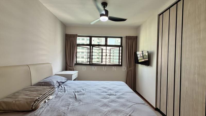 818B Choa Chu Kang Avenue 1, 818B Choa Chu Kang Avenue 1, Dairy Farm / Bukit Panjang / Choa Chu Kang, Room Rental, 130 sqft, HDB Flat For Rent, by Edmund Thor, 500257904 - Master bedroom - PropertyGuru.com.sg