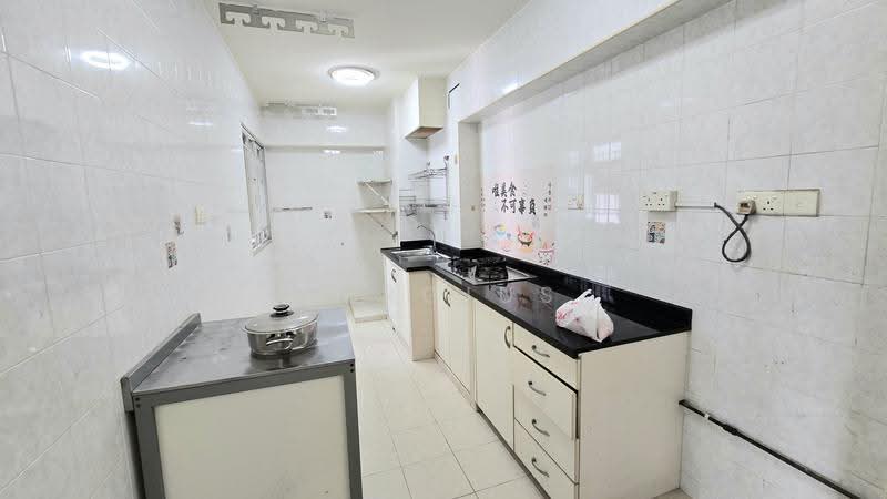 391 Bukit Batok West Avenue 5, 391 Bukit Batok West Avenue 5, Dairy Farm / Bukit Panjang / Choa Chu Kang, 3 Bedrooms, 990 sqft, HDB Flat For Rent, by Sergius Seah Weiming, 500257911 - Kitchen - PropertyGuru.com.sg