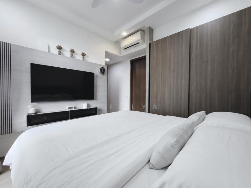 Forest Woods, Hougang / Punggol / Sengkang, 4 Bedrooms, 1,249 sqft, Condominium For Sale, by Cherlyn Loh Xue Ting, 500257913 - Master Bedroom - PropertyGuru.com.sg