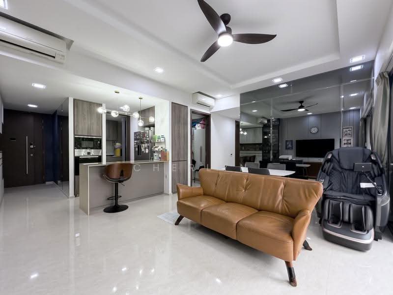 Forest Woods, Hougang / Punggol / Sengkang, 4 Bedrooms, 1,249 sqft, Condominium For Sale, by Cherlyn Loh Xue Ting, 500257913 - Living Room - PropertyGuru.com.sg