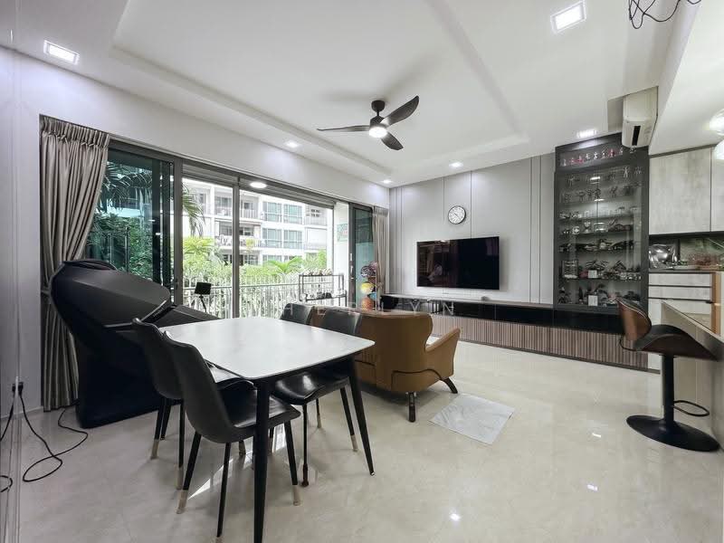 Forest Woods, Hougang / Punggol / Sengkang, 4 Bedrooms, 1,249 sqft, Condominium For Sale, by Cherlyn Loh Xue Ting, 500257913 - Living Room - PropertyGuru.com.sg