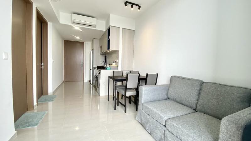 Whistler Grand, 109 West Coast Vale, Buona Vista / West Coast / Clementi New Town, 1 Bedroom, 441 sqft, Condominium For Rent, by Kenn Chu, 500257917 - Living Room - PropertyGuru.com.sg