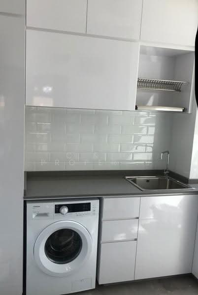 Kim Sia Court, 19 Jalan Jintan, Orchard / River Valley, 3 Bedrooms, 1,099 sqft, Apartment For Rent, by JUDY TAN, 500257919 - Kitchen - PropertyGuru.com.sg