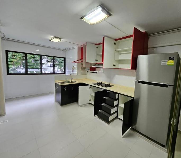 427 Clementi Avenue 3, 427 Clementi Avenue 3, Buona Vista / West Coast / Clementi New Town, 2 Bedrooms, 721 sqft, HDB Flat For Rent, by Priscilla Lee, 500257920 - Kitchen - PropertyGuru.com.sg