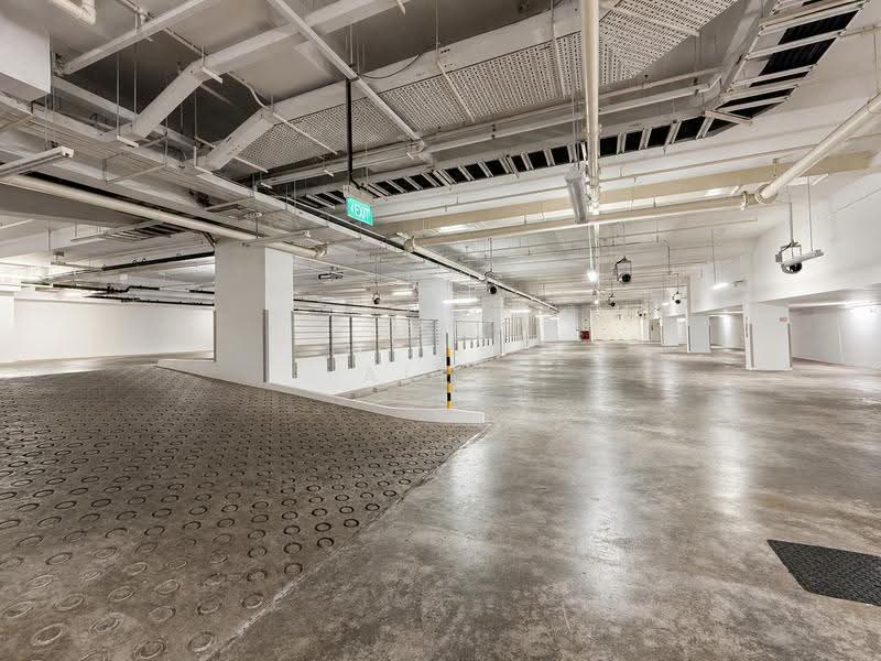 Cheap | Bal 30yrs | Redhill | Near MRT | Good Frontage Showroom | B1 | Centralised Area, Redhill, Alexandra / Commonwealth, 81,800 sqft, Light Industrial (B1) For Sale, by Alex Chan, 500257922 - Car Park - CommercialGuru.com.sg