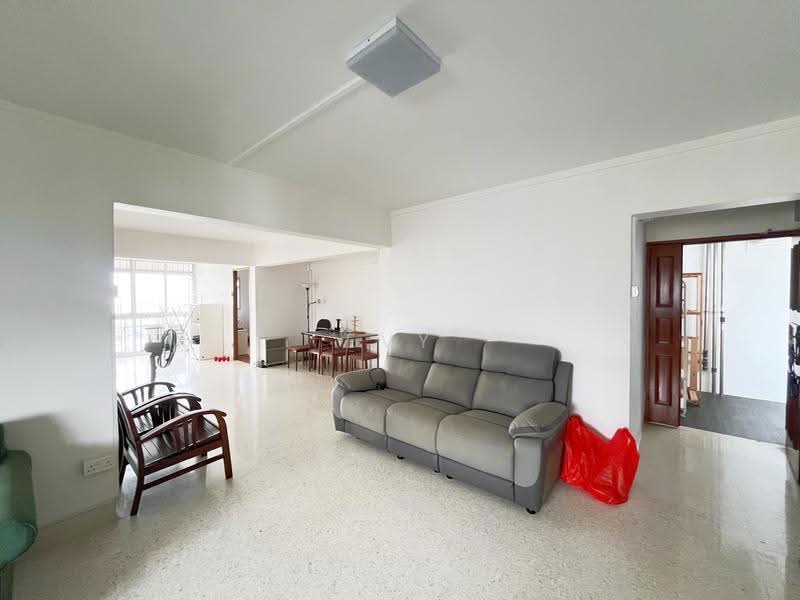 110 Spottiswoode Park Road, 110 Spottiswoode Park Road, Chinatown / Tanjong Pagar, 3 Bedrooms, 1,270 sqft, HDB Flat For Rent, by Evy Yeo, 500257923 - Living Room - PropertyGuru.com.sg