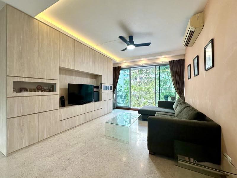 Lakeholmz, 88 Corporation Road, Boon Lay / Jurong / Tuas, 4 Bedrooms, 1,518 sqft, Condominium For Sale, by Jamal Ponnichi, 500257928 - Living Room - PropertyGuru.com.sg