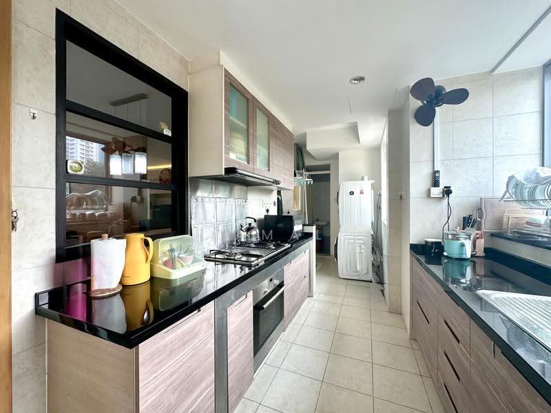 Lakeholmz, 88 Corporation Road, Boon Lay / Jurong / Tuas, 4 Bedrooms, 1,518 sqft, Condominium For Sale, by Jamal Ponnichi, 500257928 - Kitchen - PropertyGuru.com.sg