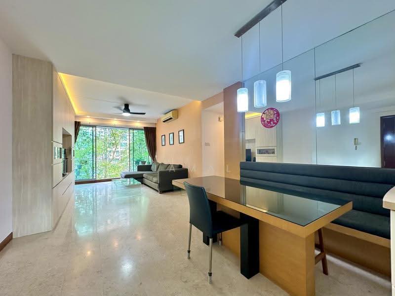 Lakeholmz, 88 Corporation Road, Boon Lay / Jurong / Tuas, 4 Bedrooms, 1,518 sqft, Condominium For Sale, by Jamal Ponnichi, 500257928 - Living Room - PropertyGuru.com.sg