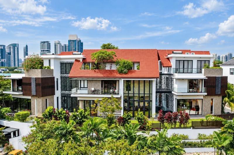 Rare Freehold Hilltop GCB - Lift, Pool, 8-Car Basement, Newton / Novena, 10+ Bedrooms, 25,000 sqft, Good Class Bungalow For Sale, by Aaron Tay, 500257929 - Exterior - PropertyGuru.com.sg