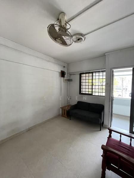 233 Ang Mo Kio Avenue 3, 233 Ang Mo Kio Avenue 3, Ang Mo Kio / Bishan / Thomson, 2 Bedrooms, 721 sqft, HDB Flat For Rent, by Steven Liu, 500257933 - Living Room - PropertyGuru.com.sg