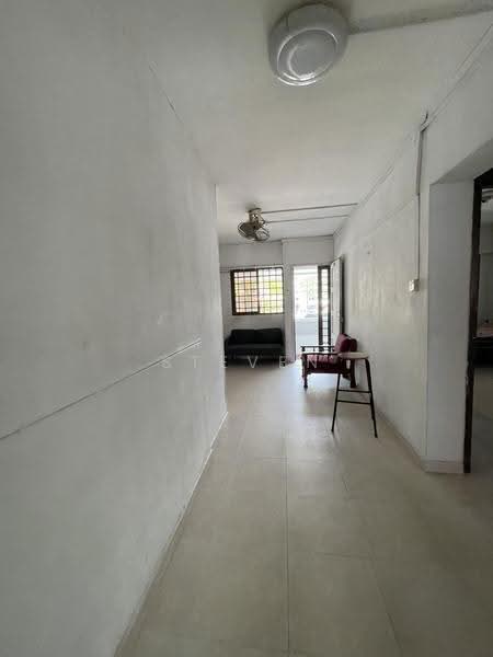 233 Ang Mo Kio Avenue 3, 233 Ang Mo Kio Avenue 3, Ang Mo Kio / Bishan / Thomson, 2 Bedrooms, 721 sqft, HDB Flat For Rent, by Steven Liu, 500257933 - Corridor - PropertyGuru.com.sg