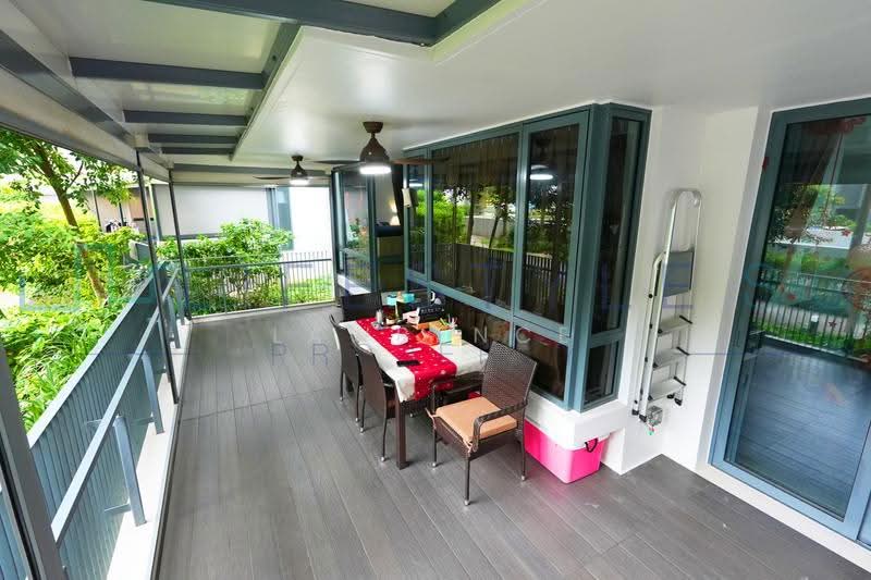 The Palette, 103 Pasir Ris Grove, Pasir Ris / Tampines, 2 Bedrooms, 1,001 sqft, Condominium For Sale, by Lawrence Teo (赵世廷), 500257936 - Balcony - PropertyGuru.com.sg