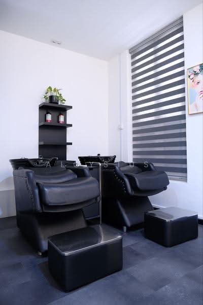 Rare Beauty Salon in Telok Ayer, Telok Ayer Street, Boat Quay / Raffles Place / Marina, 2,100 sqft, Shop / Shophouse For Rent, by Aloysius Mok, 500257948 - CommercialGuru.com.sg