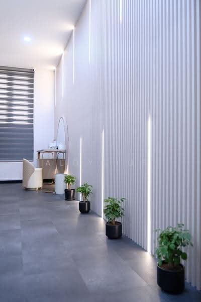 Rare Beauty Salon in Telok Ayer, Telok Ayer Street, Boat Quay / Raffles Place / Marina, 2,100 sqft, Shop / Shophouse For Rent, by Aloysius Mok, 500257948 - CommercialGuru.com.sg