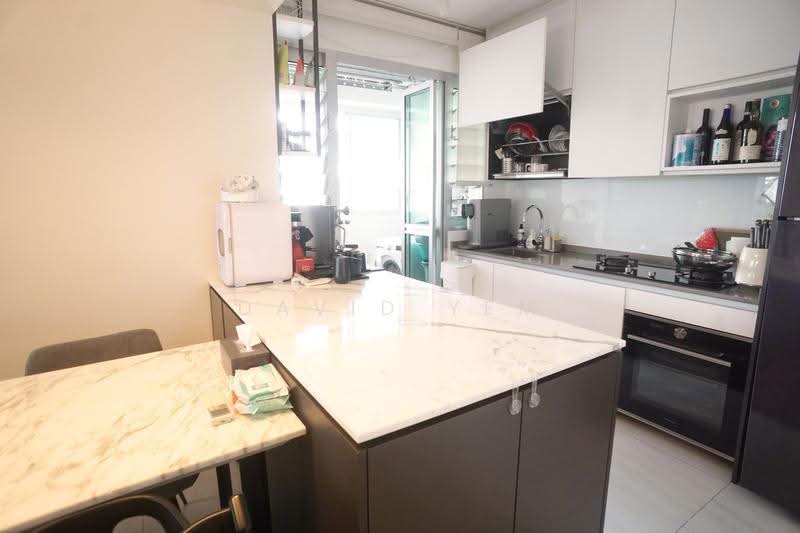 131B Lorong 1 Toa Payoh, 131B Lorong 1 Toa Payoh, Balestier / Toa Payoh, 3 Bedrooms, 1,001 sqft, HDB Flat For Sale, by David Yem Sing Ee, 500257957 - Kitchen - PropertyGuru.com.sg