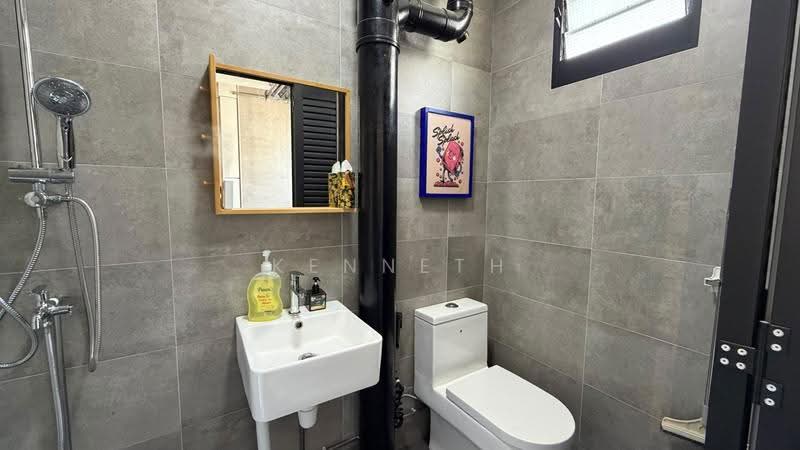 873 Tampines Street 84, 873 Tampines Street 84, Pasir Ris / Tampines, 3 Bedrooms, 1,302 sqft, HDB Flat For Sale, by Kenneth Tan, 500257965 - Bathroom - PropertyGuru.com.sg