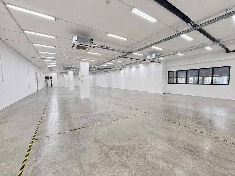 Cheap | Near Eunos & Paya Lebar MRT | Corporate Image | B1, Eunos, Eunos / Geylang / Paya Lebar, 11,500 sqft, Light Industrial (B1) For Rent, by Alex Chan, 500257974 - Interior - CommercialGuru.com.sg