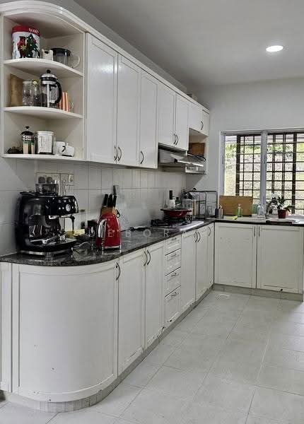 7 Mount Sinai Crescent, Tanglin / Holland / Bukit Timah, 4 Bedrooms, 4,000 sqft, Detached House For Rent, by Deborah Law, 500257985 - Kitchen - PropertyGuru.com.sg