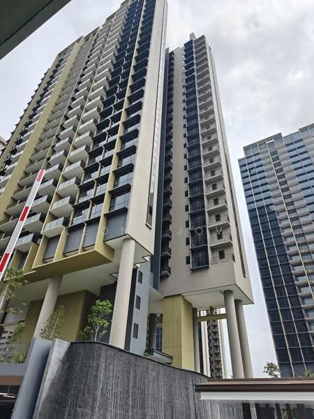 Pinetree Hill, 30 Pine Grove, Clementi Park / Upper Bukit Timah, 2 Bedrooms, 764 sqft, Condominium For Sale, by Leong Jovi, 500257996 - Exterior - PropertyGuru.com.sg