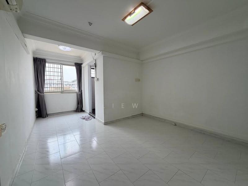 487A Tampines Avenue 9, 487A Tampines Avenue 9, Pasir Ris / Tampines, 3 Bedrooms, 1,173 sqft, HDB Flat For Rent, by Liew Derrick, 500258008 - Living Room - PropertyGuru.com.sg