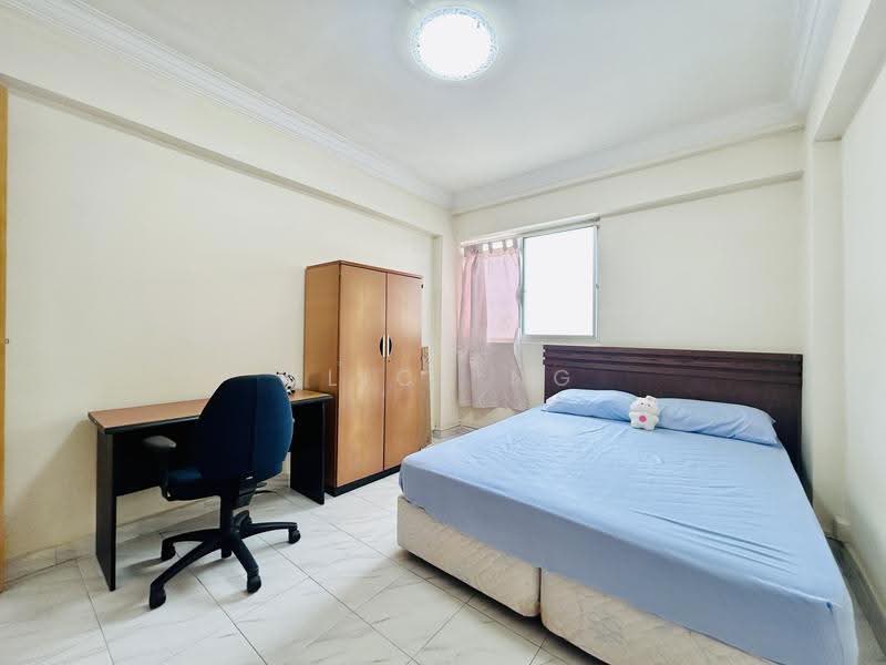443 Tampines Street 43, 443 Tampines Street 43, Pasir Ris / Tampines, Room Rental, 120 sqft, HDB Flat For Rent, by Alice Ng 黄素芳, 500258013 - Bedroom - PropertyGuru.com.sg