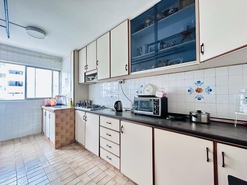 443 Tampines Street 43, 443 Tampines Street 43, Pasir Ris / Tampines, Room Rental, 120 sqft, HDB Flat For Rent, by Alice Ng 黄素芳, 500258013 - Kitchen - PropertyGuru.com.sg