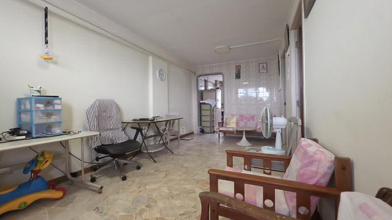 501 Bedok North Street 3, 501 Bedok North Street 3, Bedok / Upper East Coast, 2 Bedrooms, 635 sqft, HDB Flat For Sale, by Robert Ng, 500258019 - Living Room - PropertyGuru.com.sg