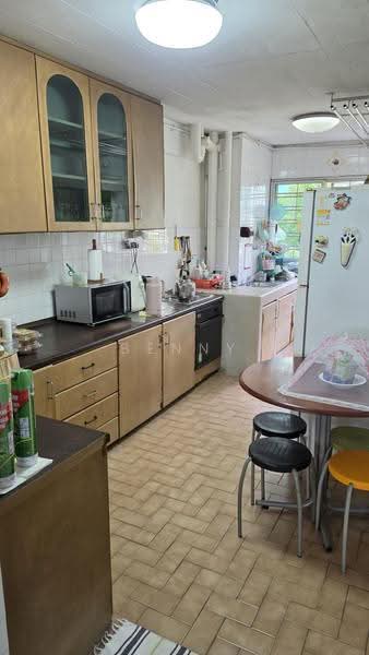 211 Yishun Street 21, 211 Yishun Street 21, Sembawang / Yishun, 3 Bedrooms, 1,001 sqft, HDB Flat For Sale, by Benny Lau, 500258024 - Kitchen - PropertyGuru.com.sg