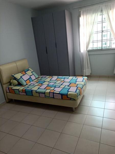 469 Tampines Street 44, 469 Tampines Street 44, Pasir Ris / Tampines, Room Rental, 120 sqft, HDB Flat For Rent, by Liow Shi Han, 500258027 - Bedroom - PropertyGuru.com.sg