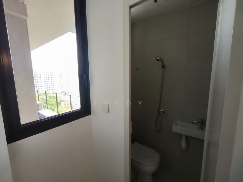 Norwood Grand, Admiralty / Woodlands, 4 Bedrooms, 1,335 sqft, Condominium For Rent, by Fendy Lee, 500258032 - Bathroom - PropertyGuru.com.sg