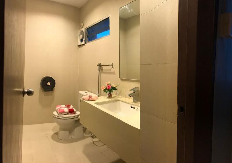 Crystal Time Building, 16 Tannery Lane, Macpherson / Potong Pasir, 3,020 sqft, Light Industrial (B1) For Rent, by Able S.K Toh, 500258039 - Bathroom - CommercialGuru.com.sg