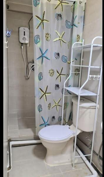 Textile Centre, 200 Jalan Sultan, Beach Road / Bugis / Rochor, 5 Bedrooms, 883 sqft, Apartment For Sale, by Alex Lim, 500258046 - Bathroom - PropertyGuru.com.sg